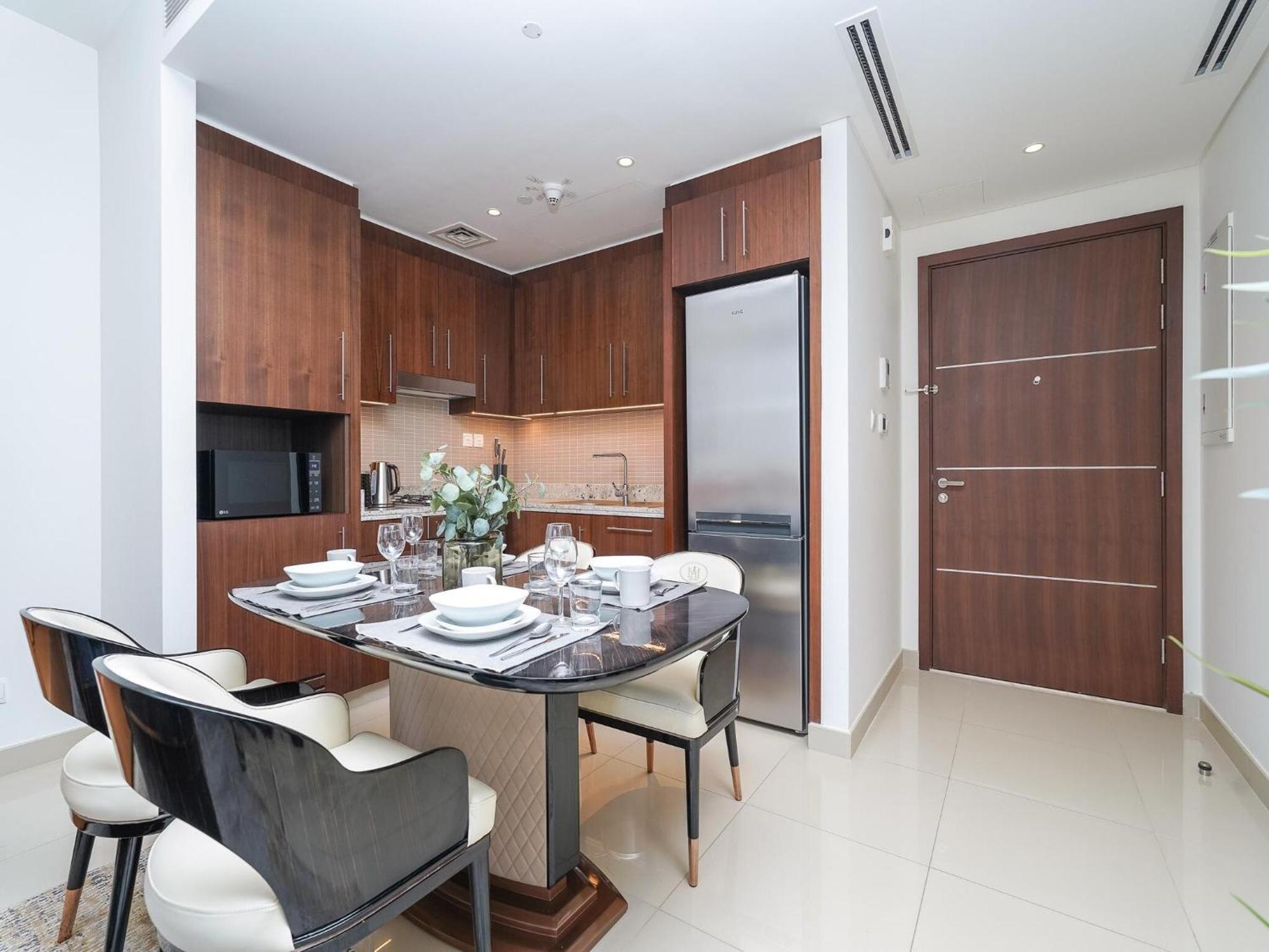 Luxurious Stylish Apartments Across Dubai Mall Burj Khalifa City Views ภายนอก รูปภาพ